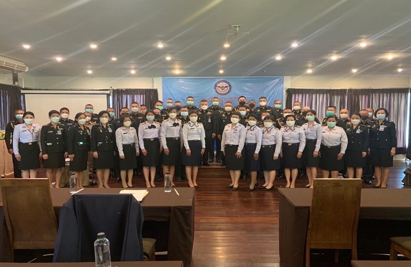 การอบรม/สัมมนาเชิงปฏิบัติการ เรื่อง “กรอบแนวทางการประเมินผลการปฏิบัติราชการของ นขต.สป. ประจำปีงบประมาณ พ.ศ.๒๕๖๕” ณ เกาะกอหญ้า รีสอร์ท อ.เมือง จ.กาญจนบุรี