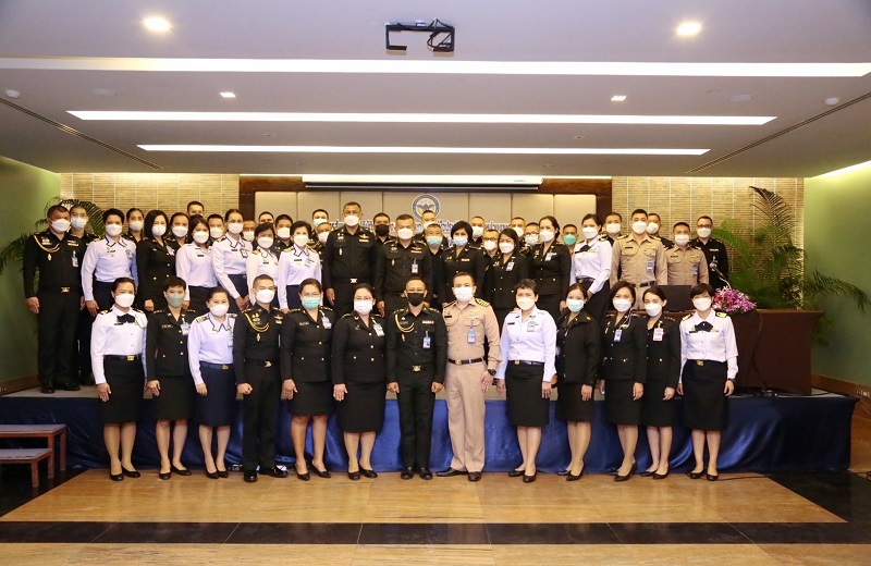 สพร.กห. จัดอบรมสัมมนาเชิงปฏิบัติการ เรื่อง การดำเนินการตามคู่มือประเมินสถานะของหน่วยงานภาครัฐในการเป็นระบบราชการ 4.0 ของ สป. ประจำปีงบประมาณ พ.ศ. 2565 ณ โรงแรม ลองบีช การ์เด้น โฮเต็ล แอนด์ สปา อ.บางละมุง จ.ชลบุรี