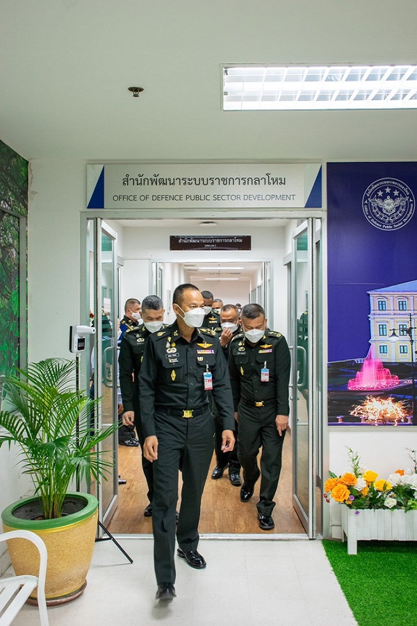 พล.อ.สนิธชนก สังขจันทร์ รองปลัดกระทรวงกลาโหม ตรวจเยี่ยม และรับฟังการบรรยายสรุปภารกิจ การปฏิบัติงานของสำนักพัฒนาระบบราชการกลาโหม