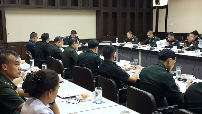 การประชุมเพื่อจัดทำร่างตัวชี้วัดภารกิจหลักของกระทรวงตามแนวทางการขับเคลื่อนประเทศ/แผนยุทธศาสตร์กระทรวง และตัวชี้วัดระหว่างกระทรวงที่มีเป้าหมายร่วมกัน (joint KPIs) และตัวชี้วัดภารกิจหลักของกรม เพื่อใช้ประกอบคำรับรองการปฏิบัติราชการของ สป. ประจำปีงบประมาณ พ.ศ.๒๕๖๐