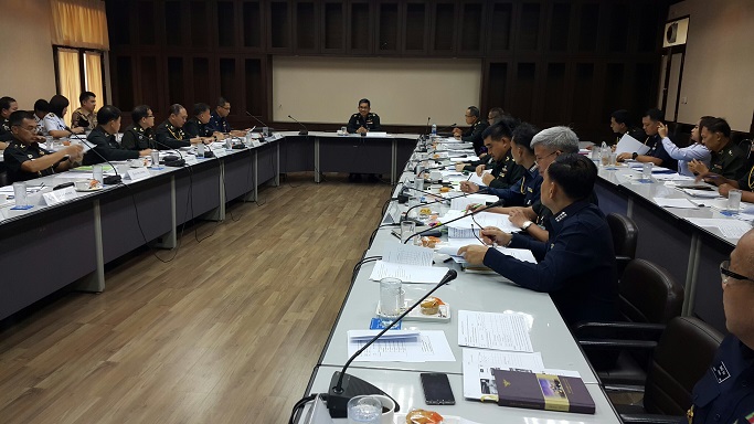 การประชุมเพื่อจัดทำร่างตัวชี้วัดภารกิจหลักของกระทรวงตามแนวทางการขับเคลื่อนประเทศ/แผนยุทธศาสตร์กระทรวง และตัวชี้วัดระหว่างกระทรวงที่มีเป้าหมายร่วมกัน (joint KPIs) และตัวชี้วัดภารกิจหลักของกรม เพื่อใช้ประกอบคำรับรองการปฏิบัติราชการของ สป. ประจำปีงบประมาณ พ.ศ.๒๕๖๐