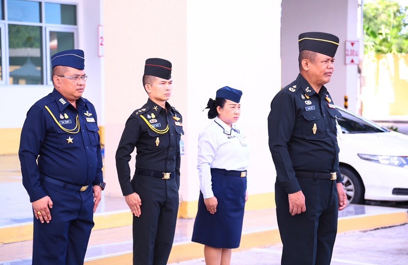 สพร.กห. ได้จัดให้มีการฝึกทบทวนท่าบุคคลเบื้องต้น ณ ใต้อาคารที่พักนายทหารสัญญาบัตร