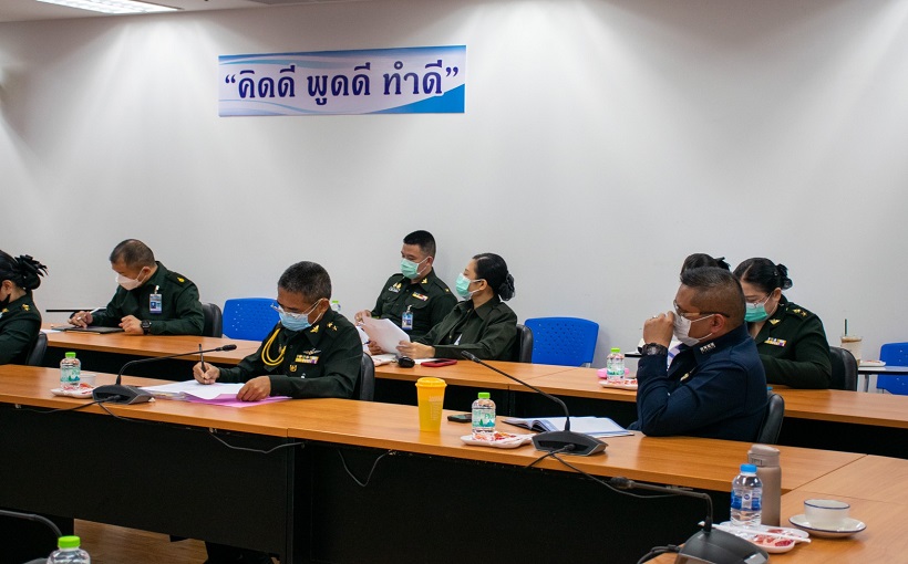 การอบรมถ่ายทอดความรู้ให้กับข้าราชการในหน่วย (Unit School) ณ ห้องประชุม สพร.กห. ชั้น 2 อาคาร สป. (ศรีสมาน) โดยมี พล.ต.กาจน์ กอรี รองผู้อำนวยการสำนักพัฒนาระบบราชการกลาโหม เป็นผู้บรรยาย